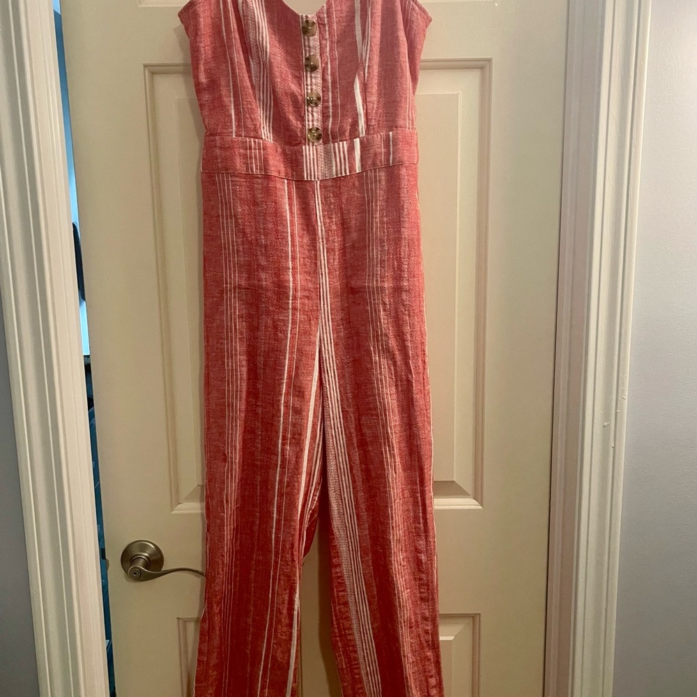 Summer jumpsuit with cut out back to tie